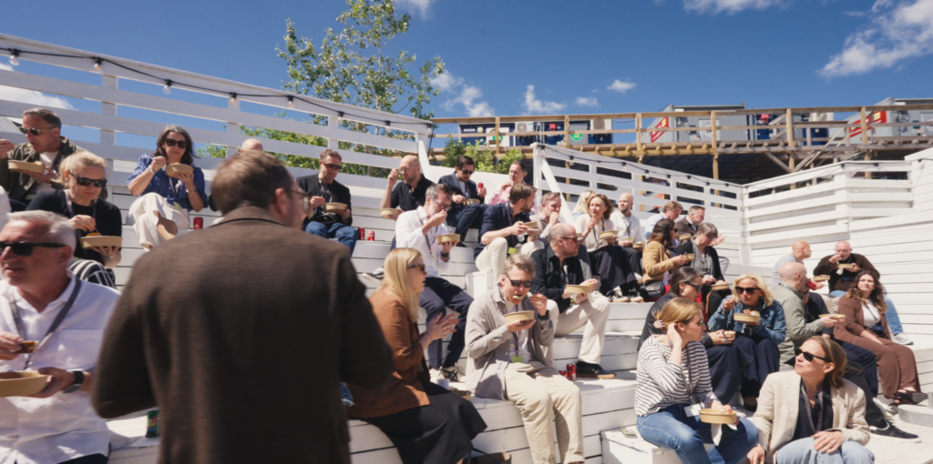 Luftfoto af Terminal 13s udendørsområde